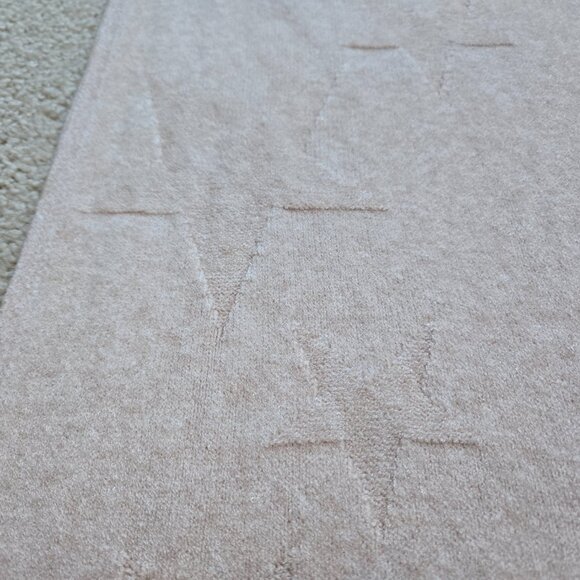 NWT Olivier Goureau Paris Embossed Star Scarf - Picture 6 of 13